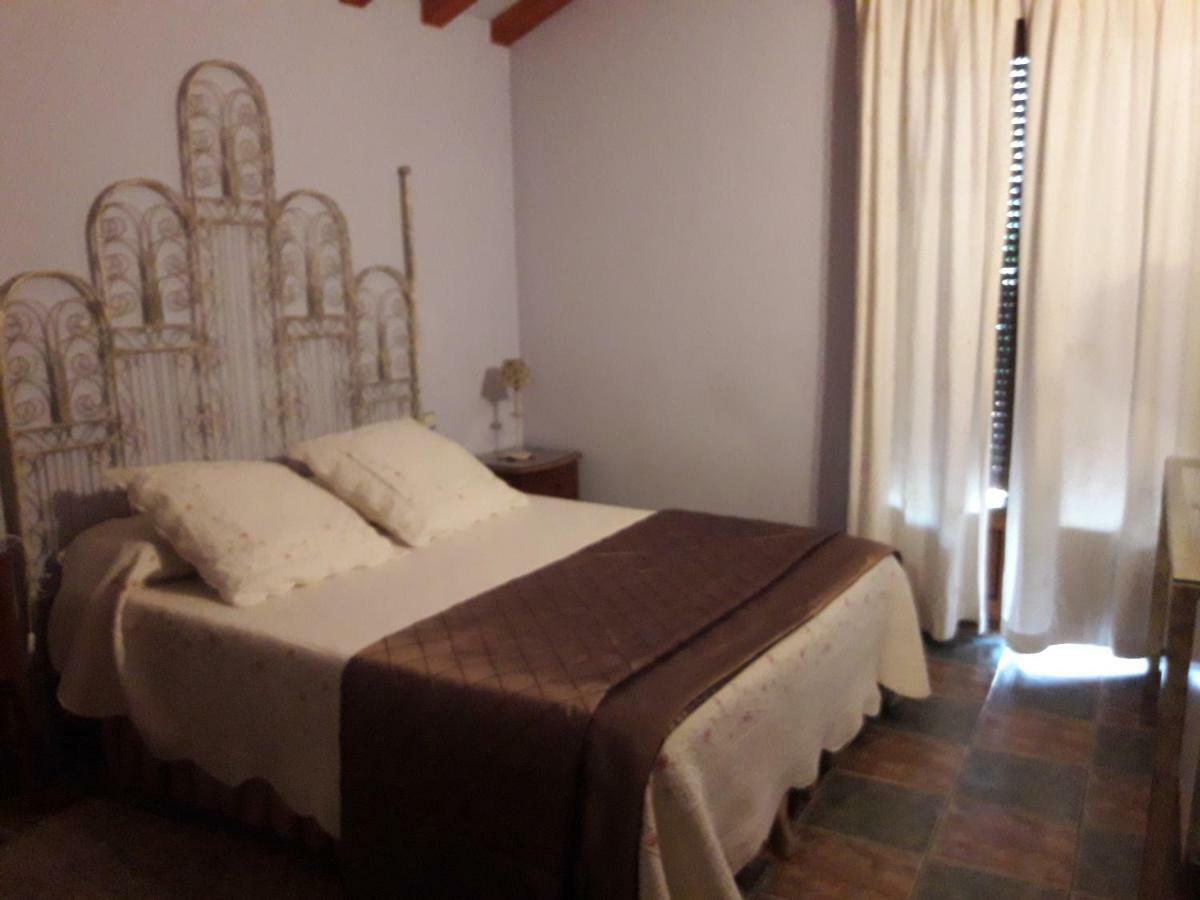 Zaguan Pension Rascafría Buitenkant foto